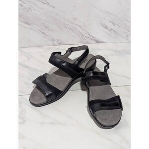 SAS Women's Gray & Black Adjustable Leather Strap Comfort Flat Sandal Size 9